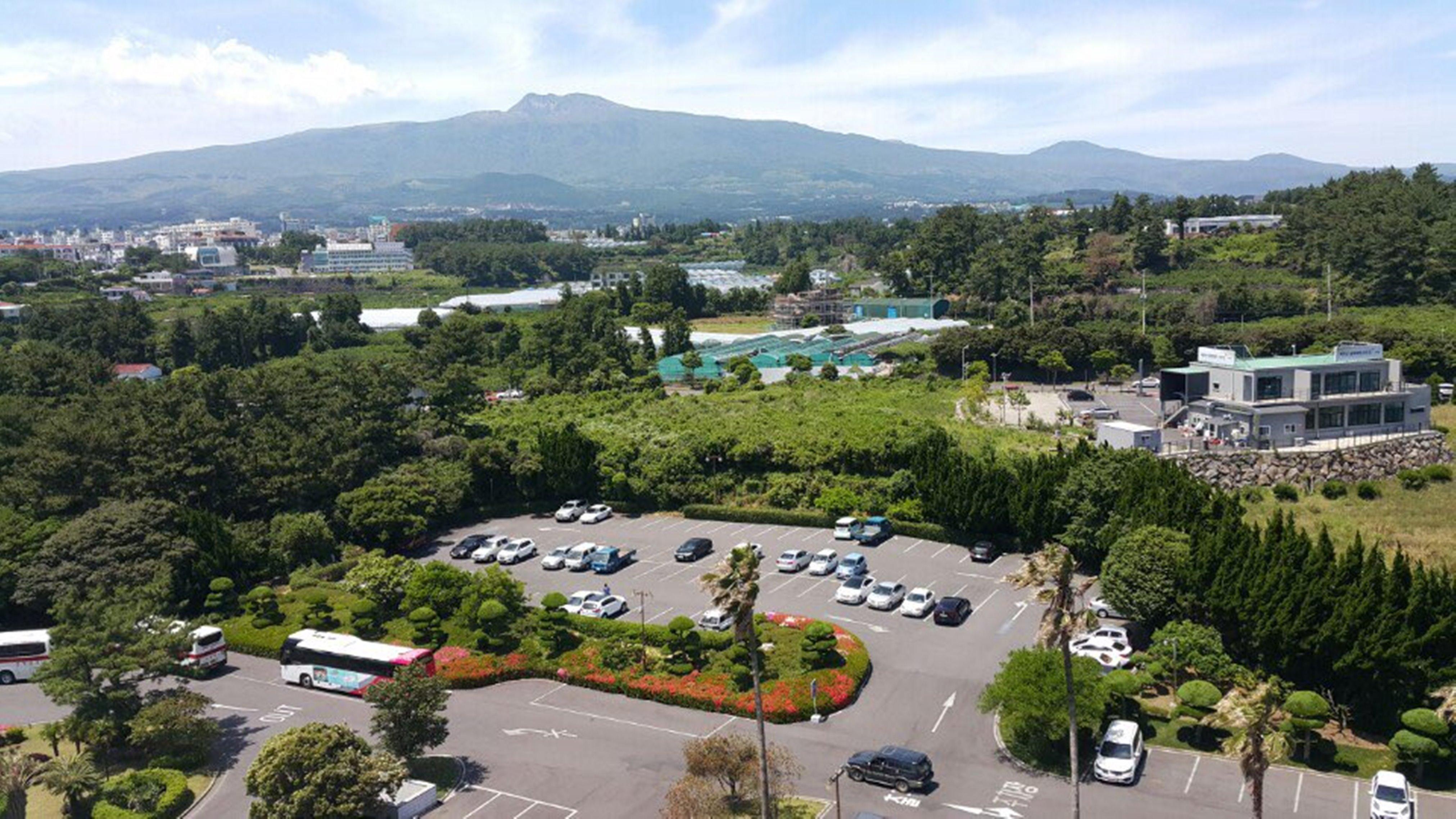 Seogwipo KAL Hotel Esterno foto View of the University of Hawaii at Hilo