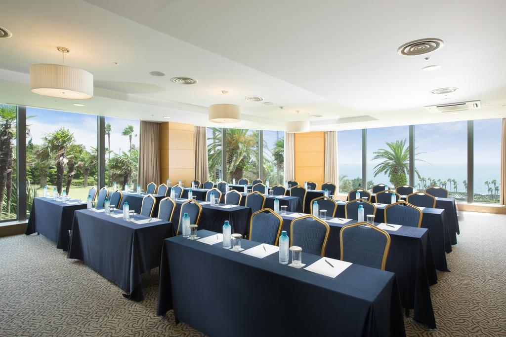 Seogwipo KAL Hotel Esterno foto Meeting room